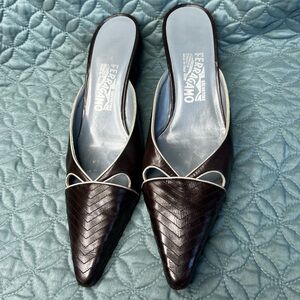 Ferragamo women's shoes with heel size 9